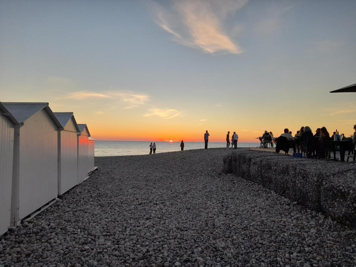 Charmante Villa Plein Sud 50M De La Plage - Balcon Vue Laterale Sur Mer - Equipee De La Fibre, Wifi, Internet Mers-les-Bains Zewnętrze zdjęcie