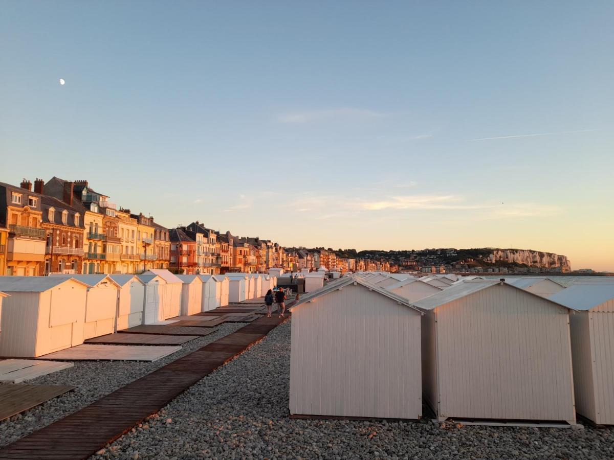 Charmante Villa Plein Sud 50M De La Plage - Balcon Vue Laterale Sur Mer - Equipee De La Fibre, Wifi, Internet Mers-les-Bains Zewnętrze zdjęcie